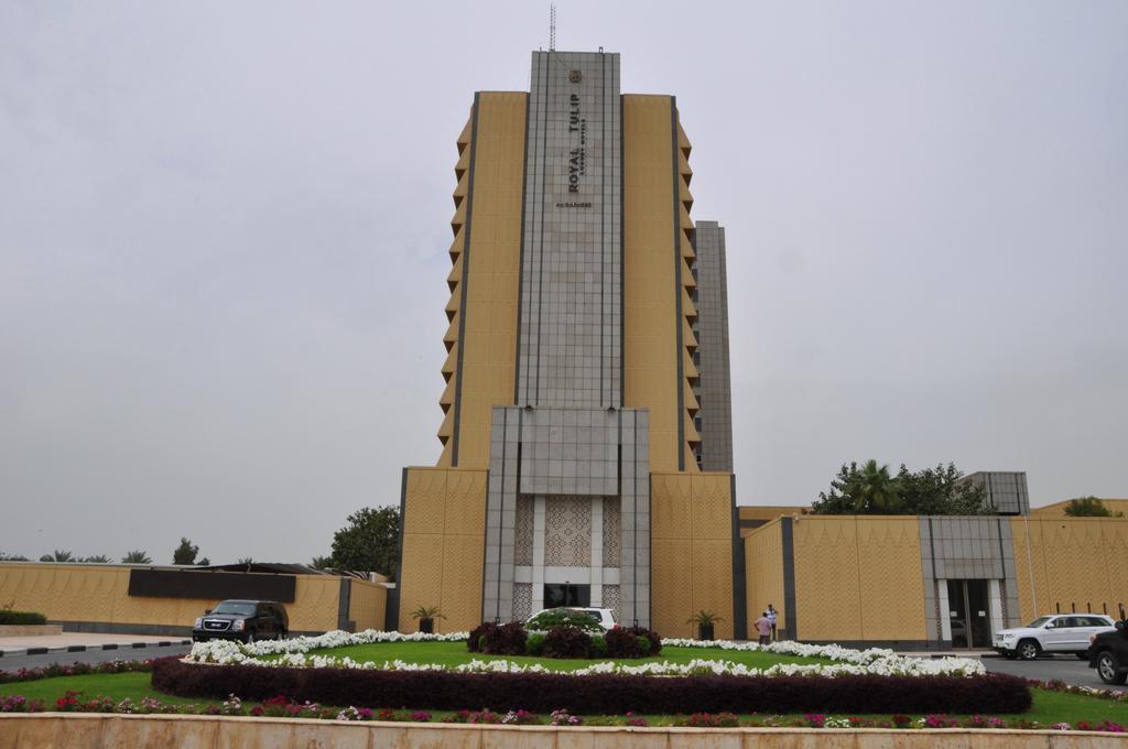 Royal Tulip Alrasheed Hotel Baghdād Exterior foto